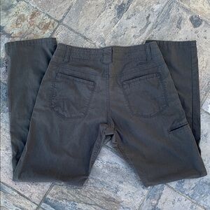 Kuhl Men's Slax Dark Green Pants size 32 W x 32 L